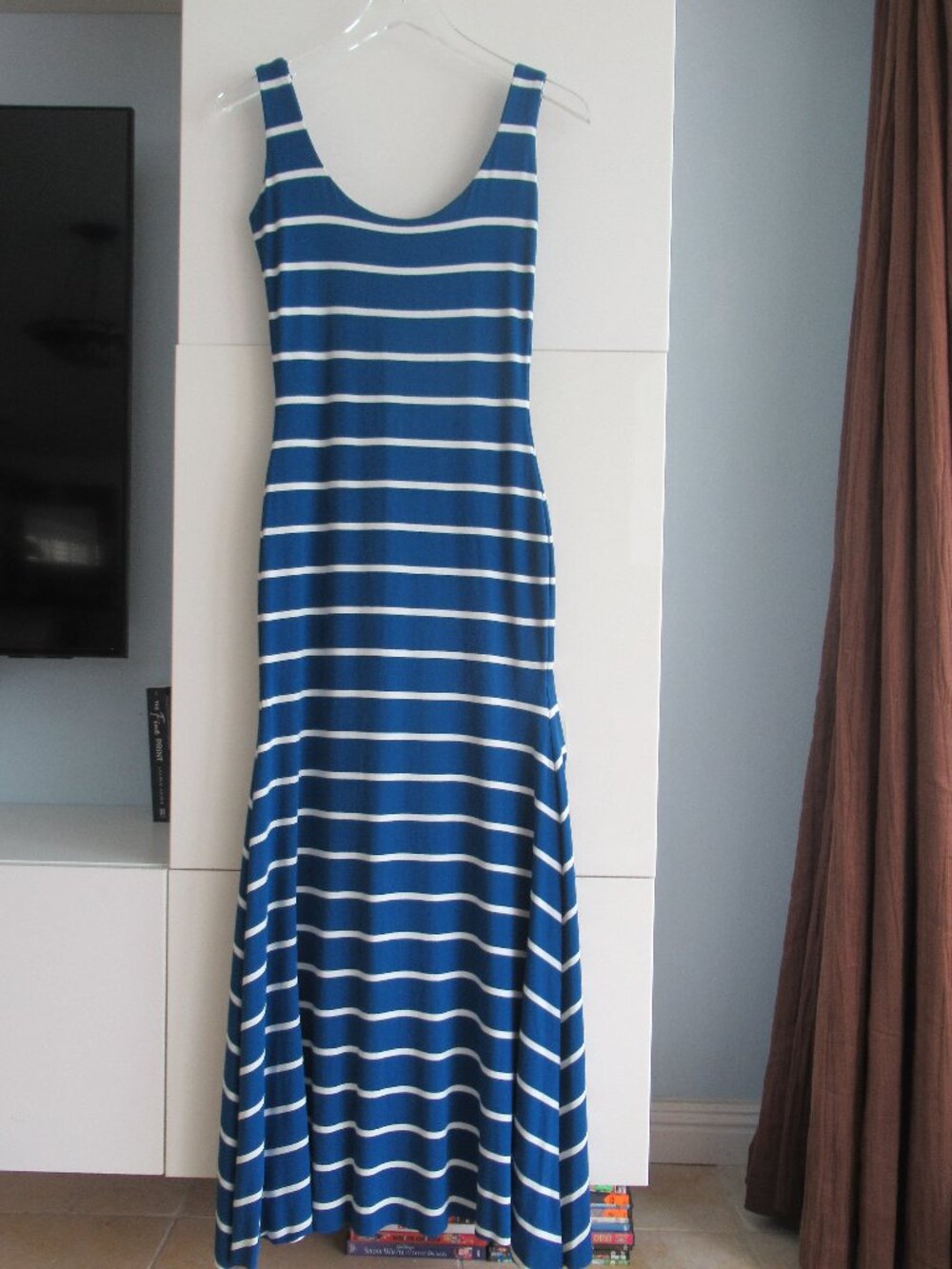 NWOT Nadia Tarr Womens Maxi Dress Sleeveless Stretch *Size S Blue White